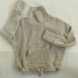 English sweater with thick soft cotton blend, no stretching, fine line clothing